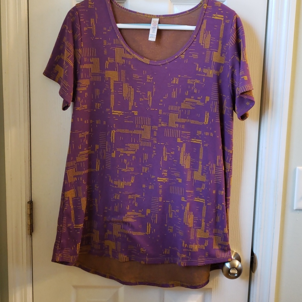 Lularoe L Classic T